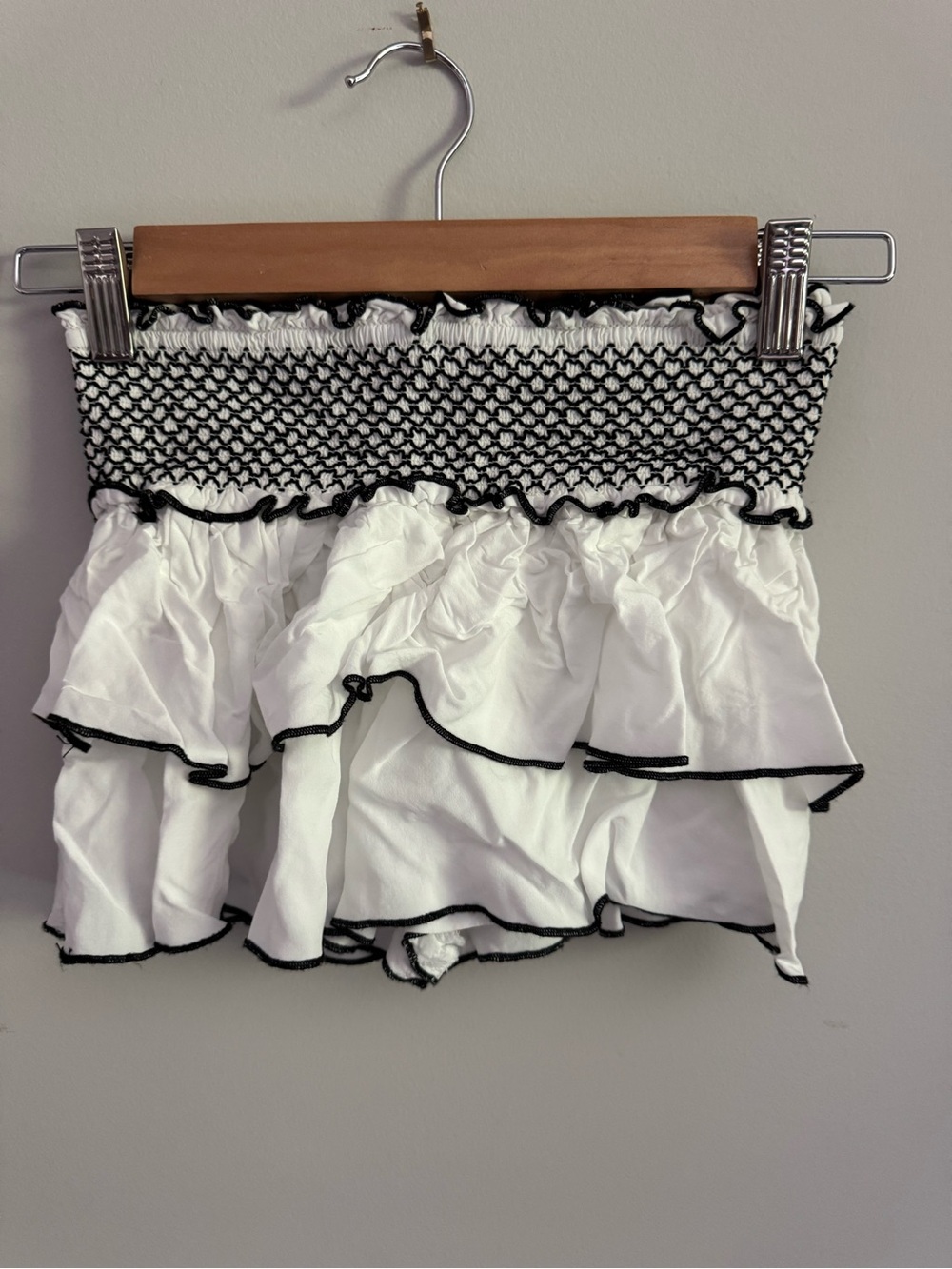 Katie J NYC White Tiered Ruffle Skirt with Black Trim